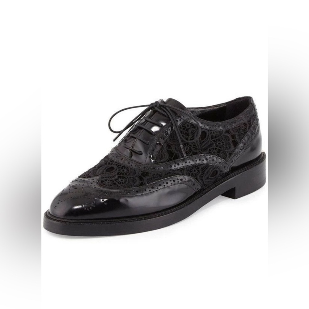 Burberry Dress Shoes Authentic Women’s Black Oxford Gennie Lace Wing Tip 6.5 US